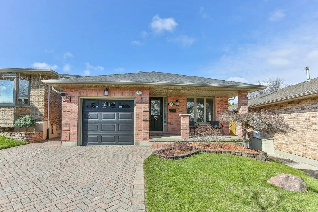 47 Gerald CRES, London South, ON N5Z 5A4