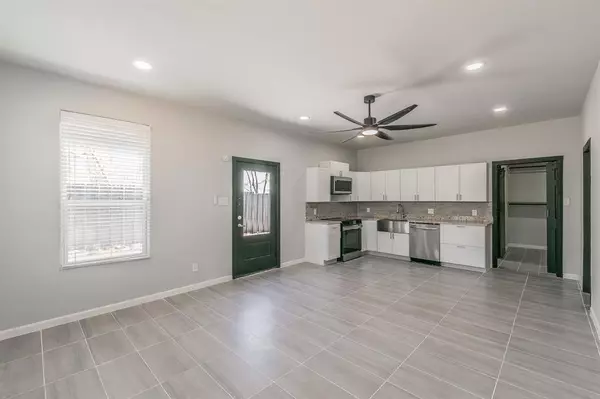 Newark, TX 76071,191 County Road 4849 #2