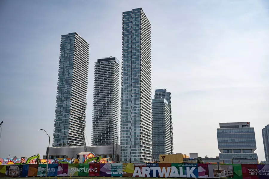 5 Buttermill AVE #4007, Vaughan, ON L4K 0J5
