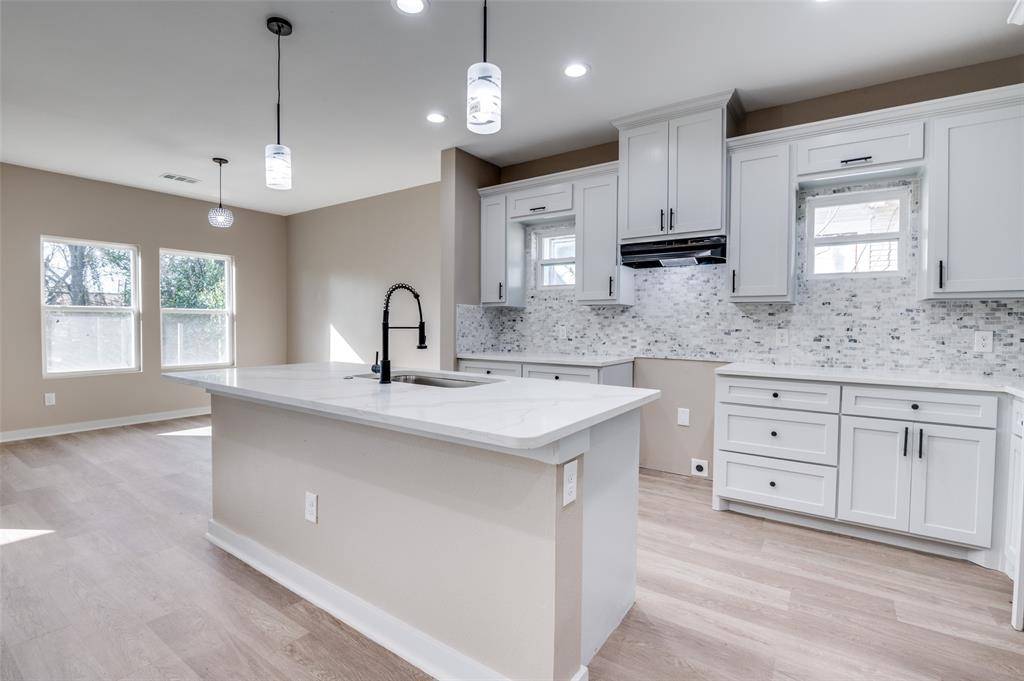 Dallas, TX 75216,4628 Corregidor Street