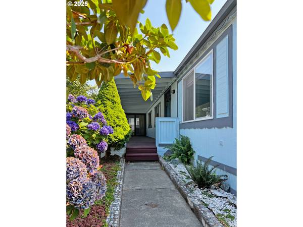 Brookings, OR 97415,16063 DRIFTWOOD LN #26