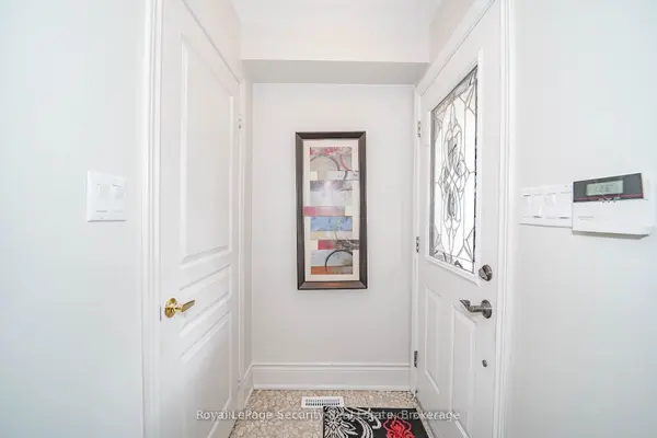 Aurora, ON L4G 7M8,189 Baywell CRES