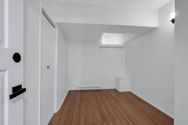 Lower Town - Sandy Hill, ON K1N 8K4,113 Charlotte ST