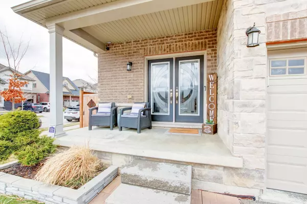 Hamilton, ON L0R 1C0,240 Pumpkin PASS