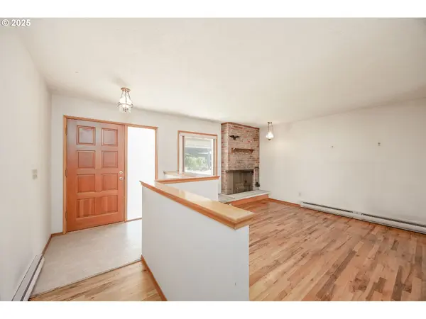 5115 NE AINSWORTH CT, Portland, OR 97218