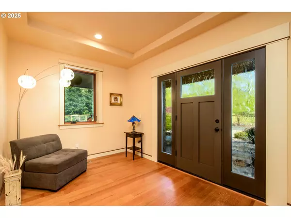 Roseburg, OR 97471,354 CHAMPAGNE CREEK DR