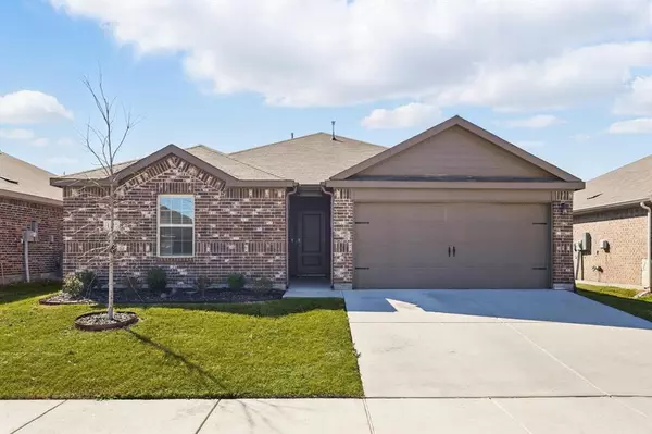 1220 Briar Hill Drive,  Denton,  TX 76207
