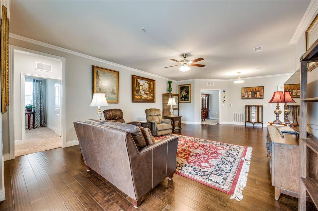 Farmers Branch, TX 75234,1735 Wittington Place #1207