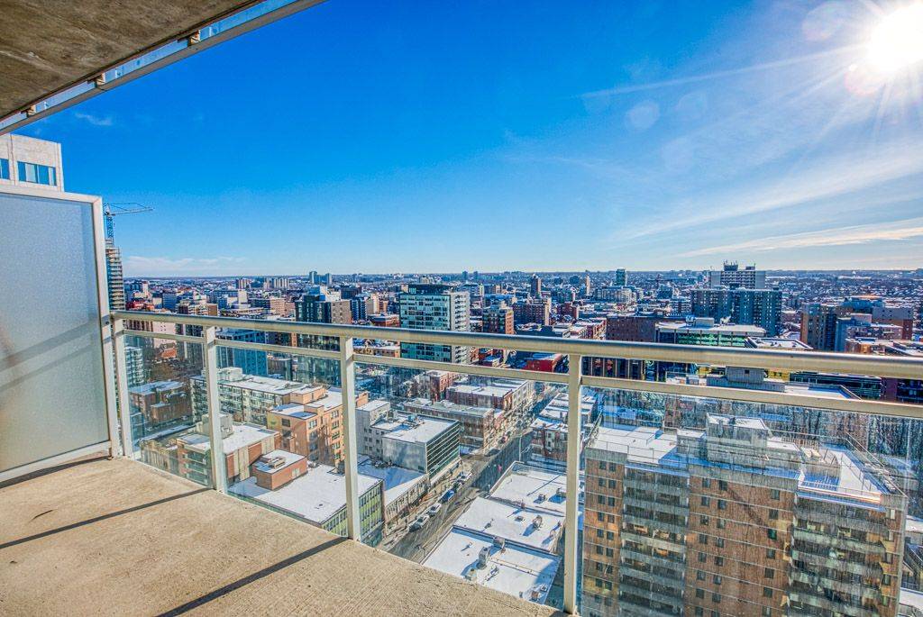 Ottawa Centre, ON K1P 0A4,324 Laurier AVE W #2101
