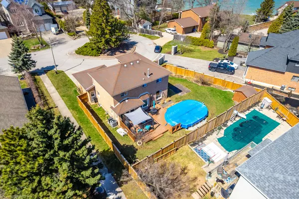 Hamilton, ON L8E 5E7,10 Shadowdale DR