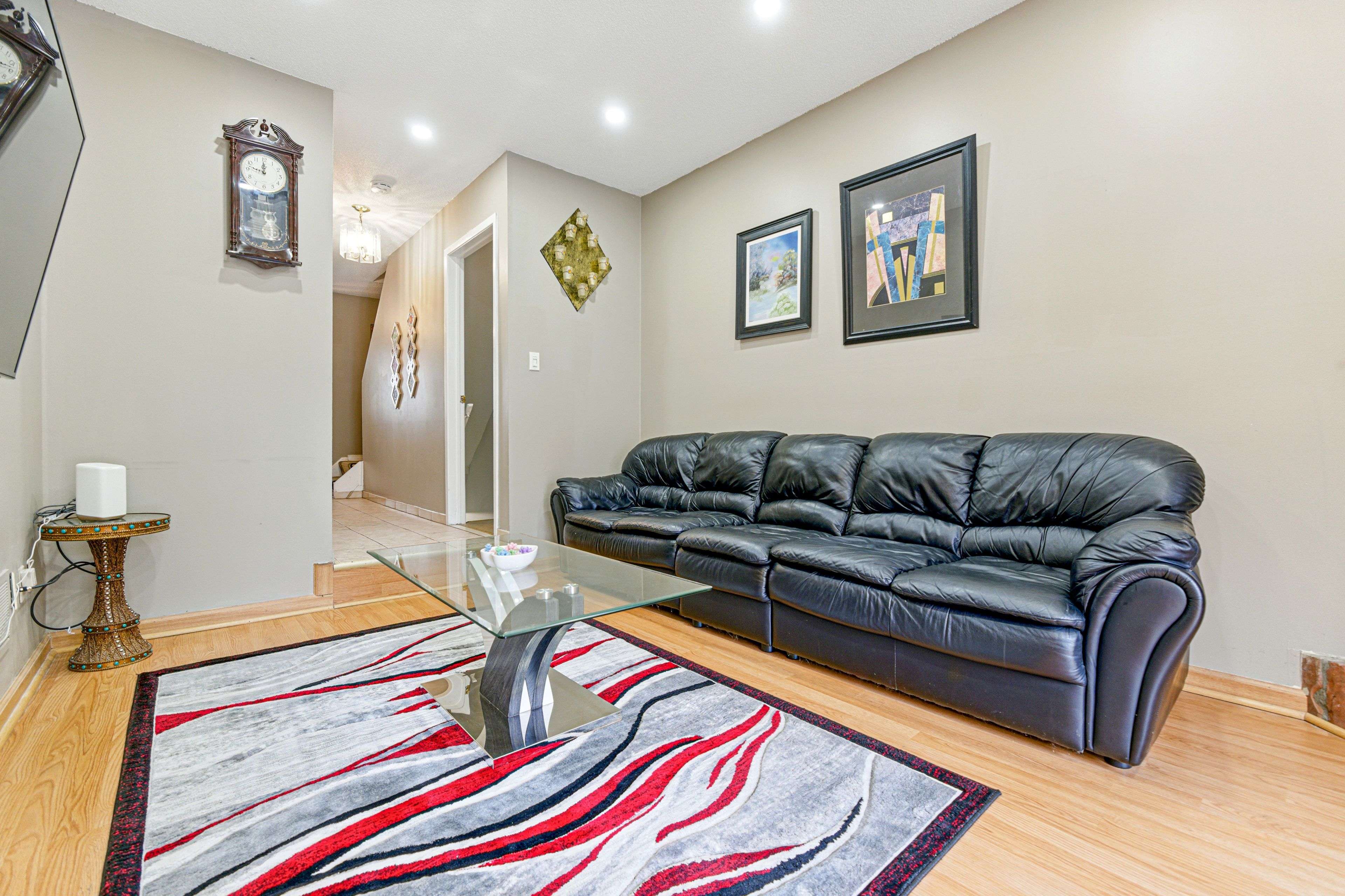 Mississauga, ON L5A 3Y8,3345 Silverado DR #30