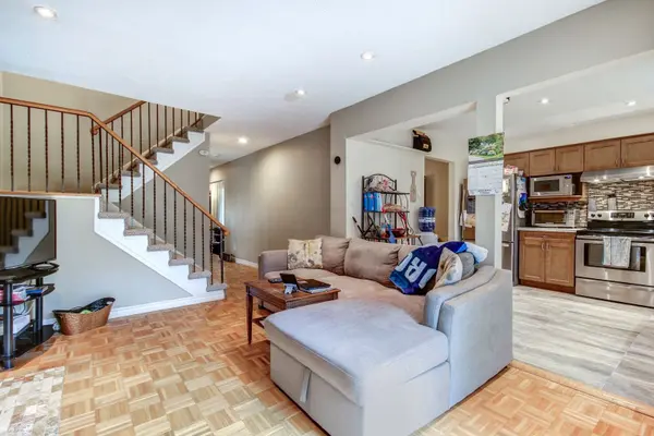 Mississauga, ON L5L 2H3,4188 Martlen CRES