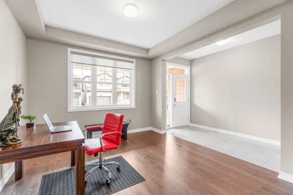 Stittsville - Munster - Richmond, ON K0A 2Z0,102 Green Ash AVE