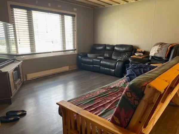 Southgate, ON N0C 1B0,141 Young ST