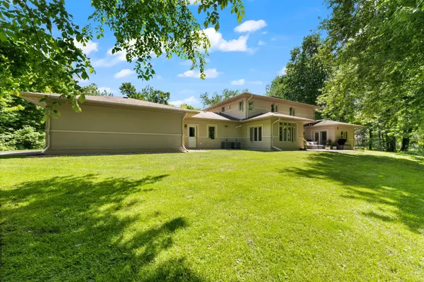 Manotick - Kars - Rideau Twp And Area, ON K4M 1K3,5759 Queenscourt CRES