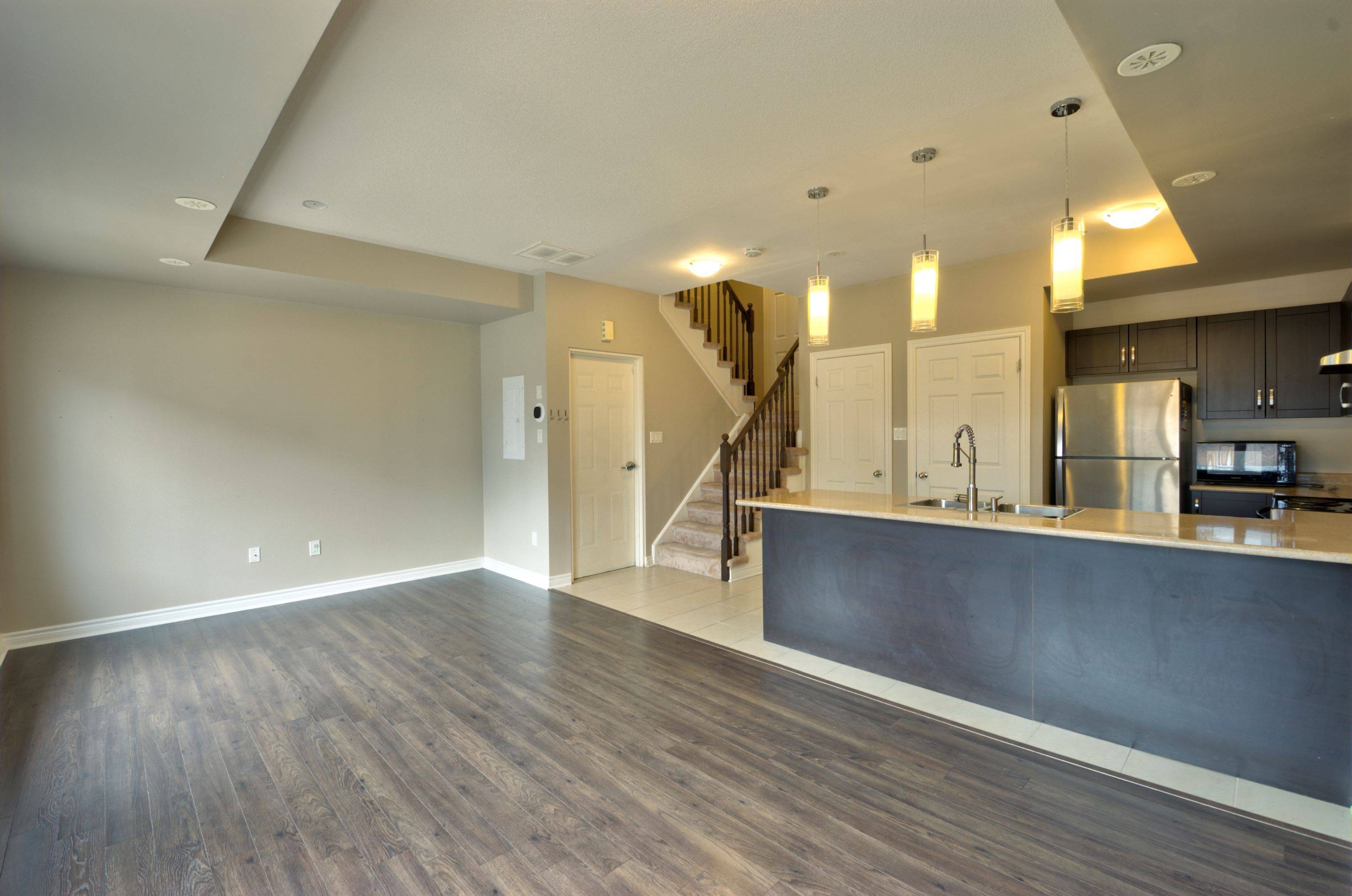 Oakville, ON L6M 0X6,2420 Baronwood DR ##22-04
