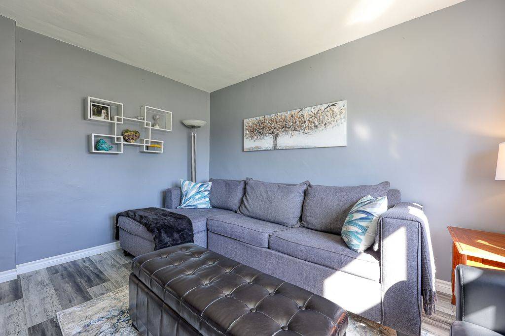 London East, ON N5W 4X6,375 Calgary ST