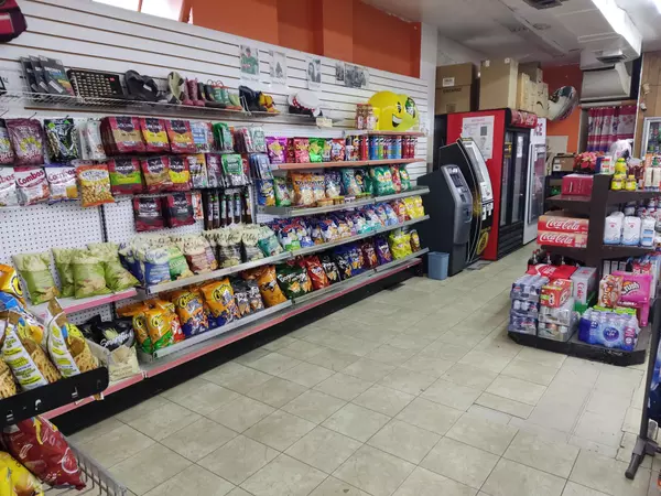 London East, ON N5W 4K5,499 Highbury AVE N