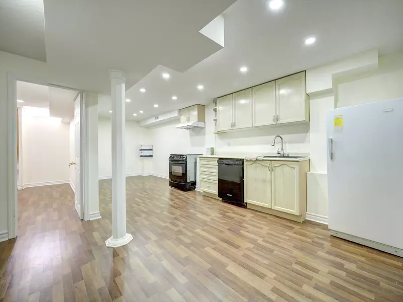 783 Bur Oak AVE #Bsmt, Markham, ON L6E 1C2