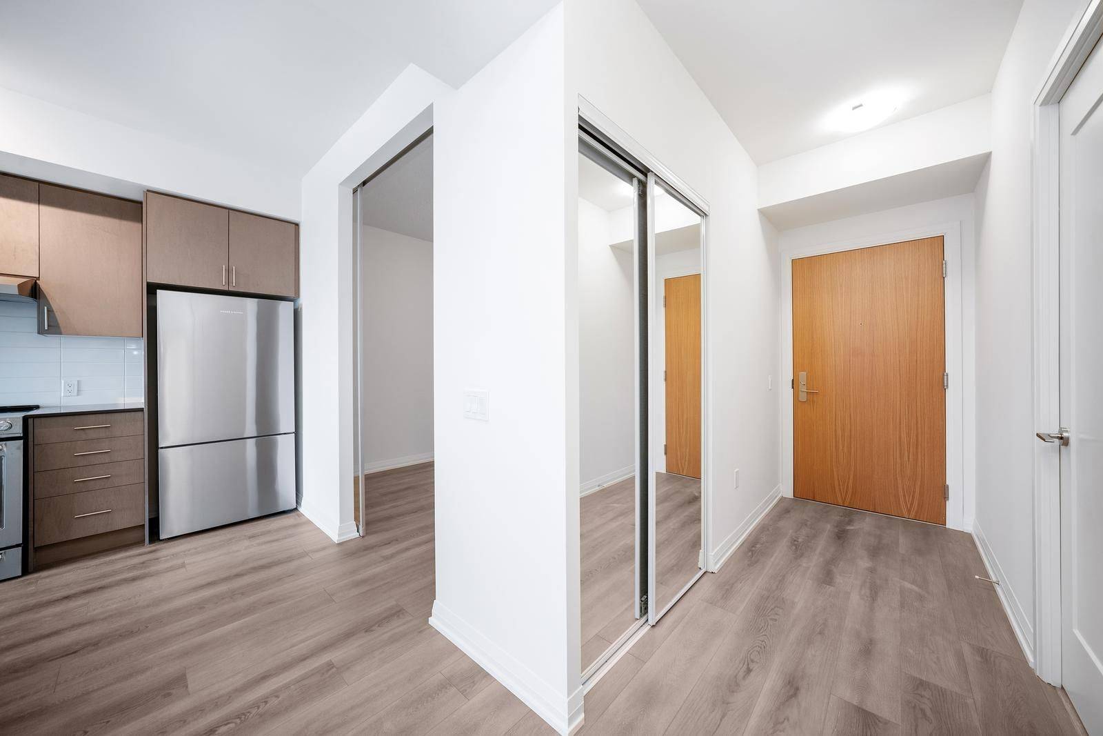 Vaughan, ON L4K 0M6,8960 Jane ST #1822