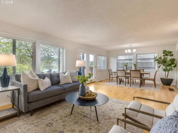 Milwaukie, OR 97267,18452 SE WILLAMETTE DR