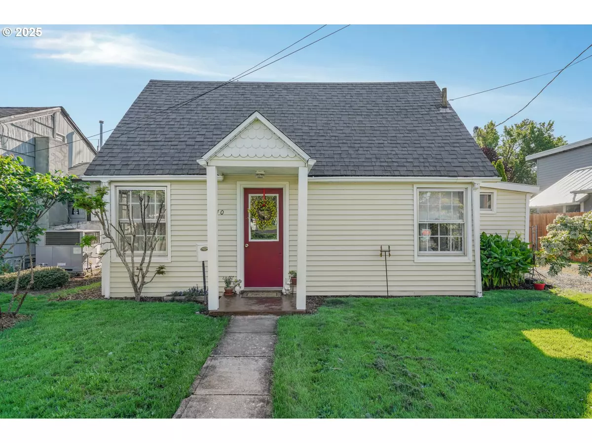 Newberg, OR 97132,710 S RIVER ST