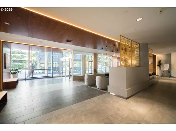 Portland, OR 97201,1500 SW 5TH AVE #302