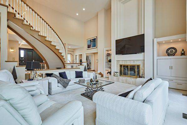 Pickering, ON L0H 1J0,3200 Greenburn PL
