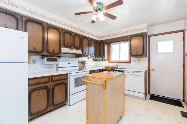 Severn, ON L0K 1E0,15 Eplett ST