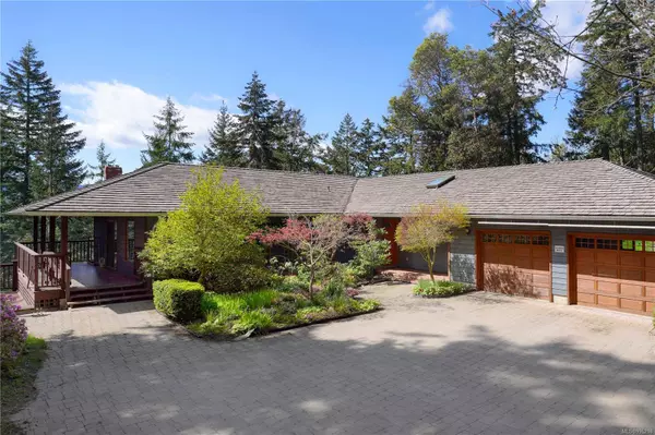 332 Sky Valley Rd, Salt Spring, BC V8K 2C3