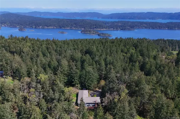 Salt Spring, BC V8K 2C3,332 Sky Valley Rd