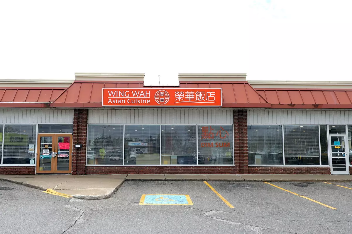 London East, ON N5Y 2N1,1080 Adelaide ST N #16
