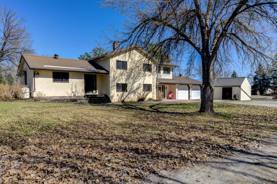 42 Marlene LN, Kawartha Lakes, ON L3Z 2B6