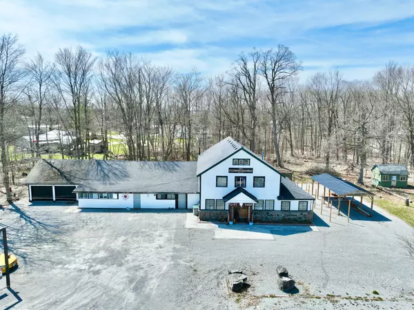 Brock, ON L0K 1A0,25066 Commodore RD #102