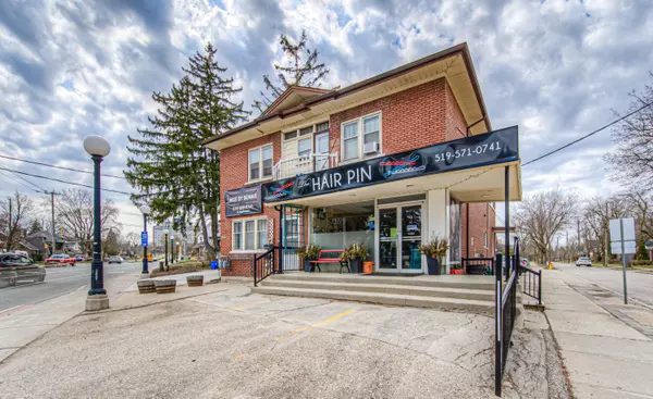 Kitchener, ON N2M 1A4,744 Queen ST S