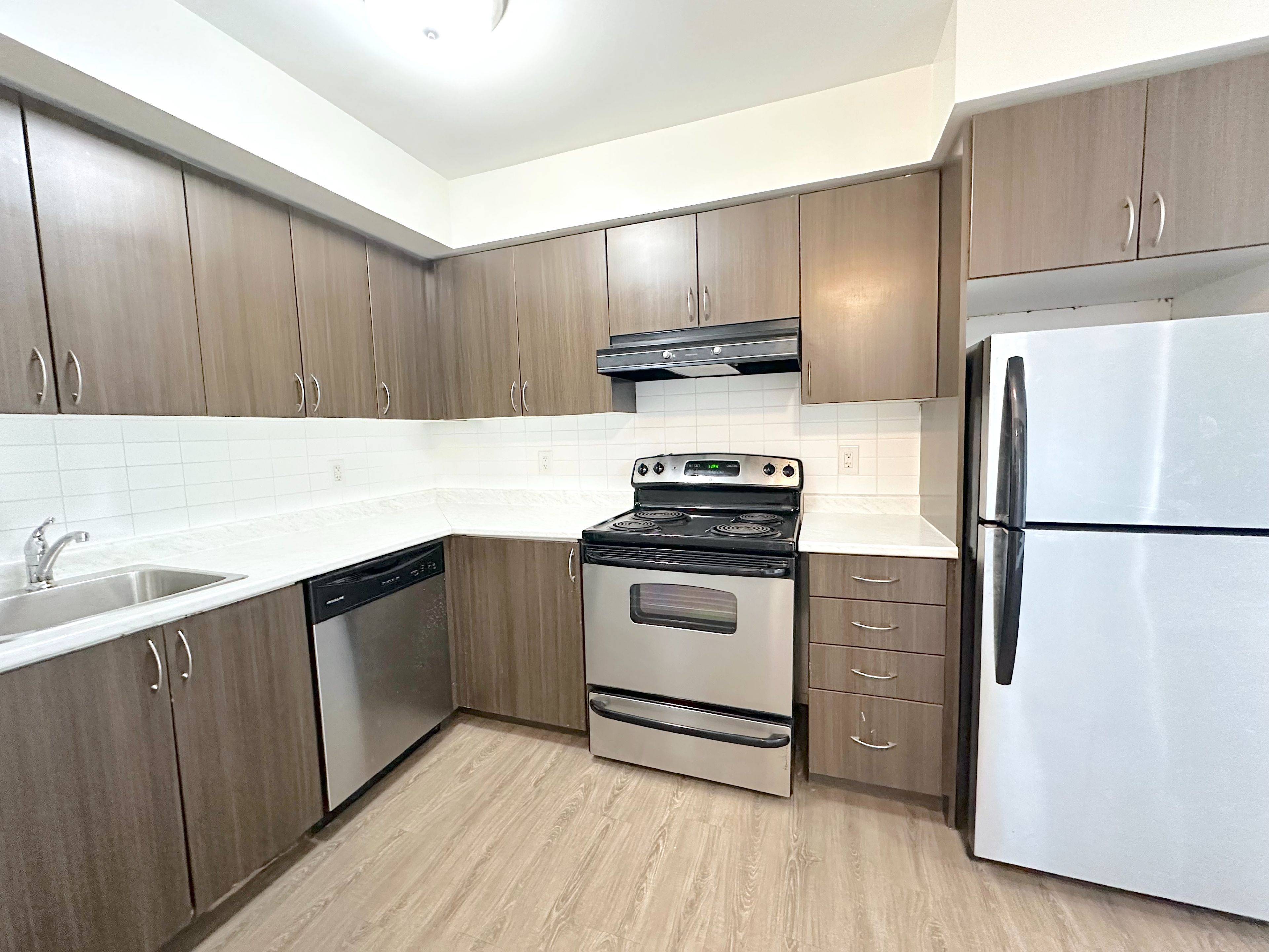 Ajax, ON L1S 7L7,73 Bayly ST W #512