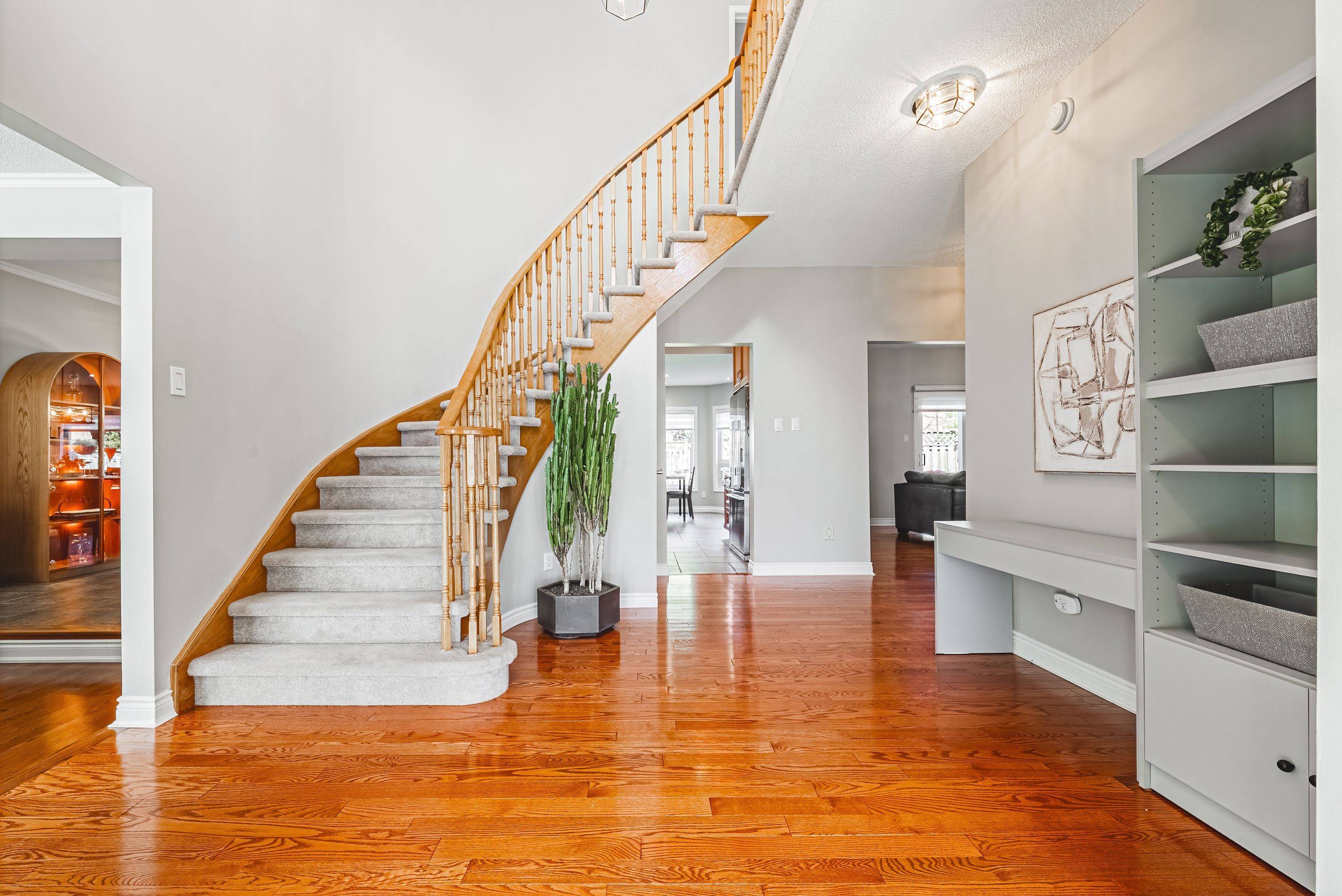 Oakville, ON L6H 4C2,10 Morrison Creek CRES