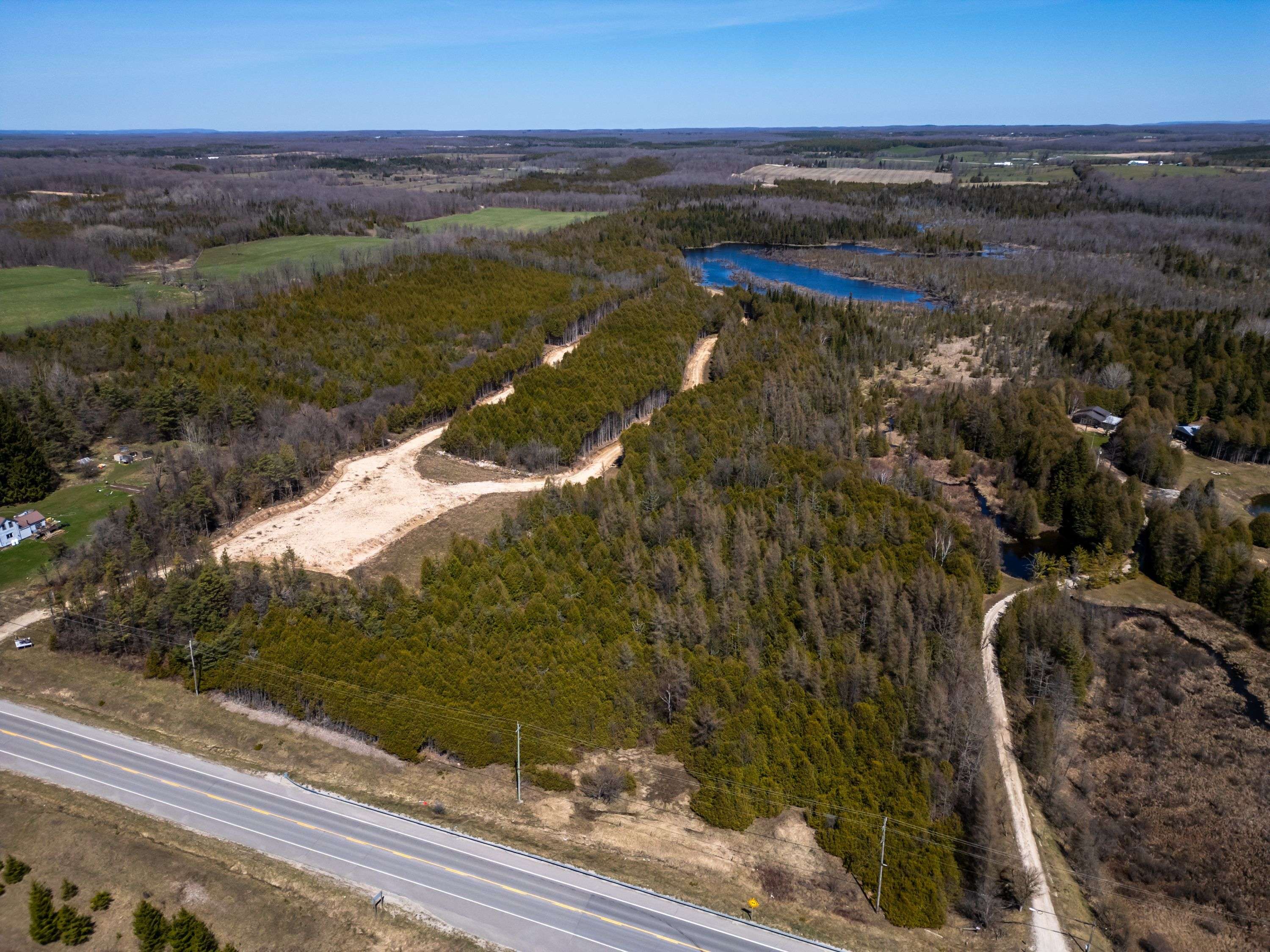 Chatsworth, ON N0C 1H0,775669 Highway 10 HWY