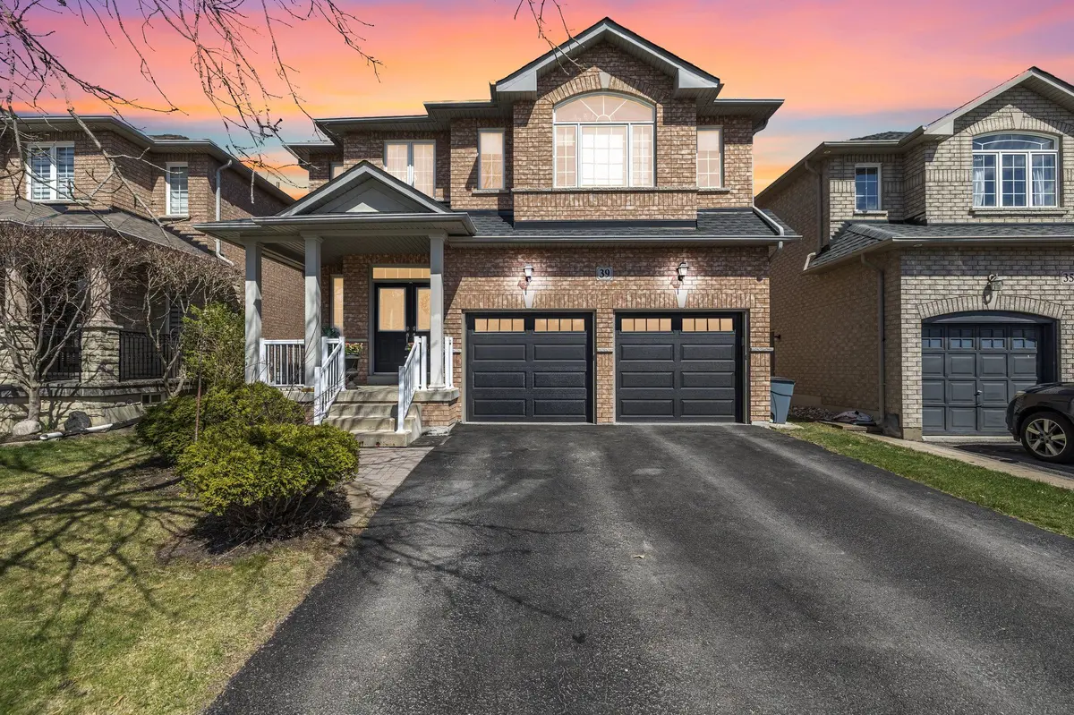 Aurora, ON L4G 7V7,39 Abbott AVE