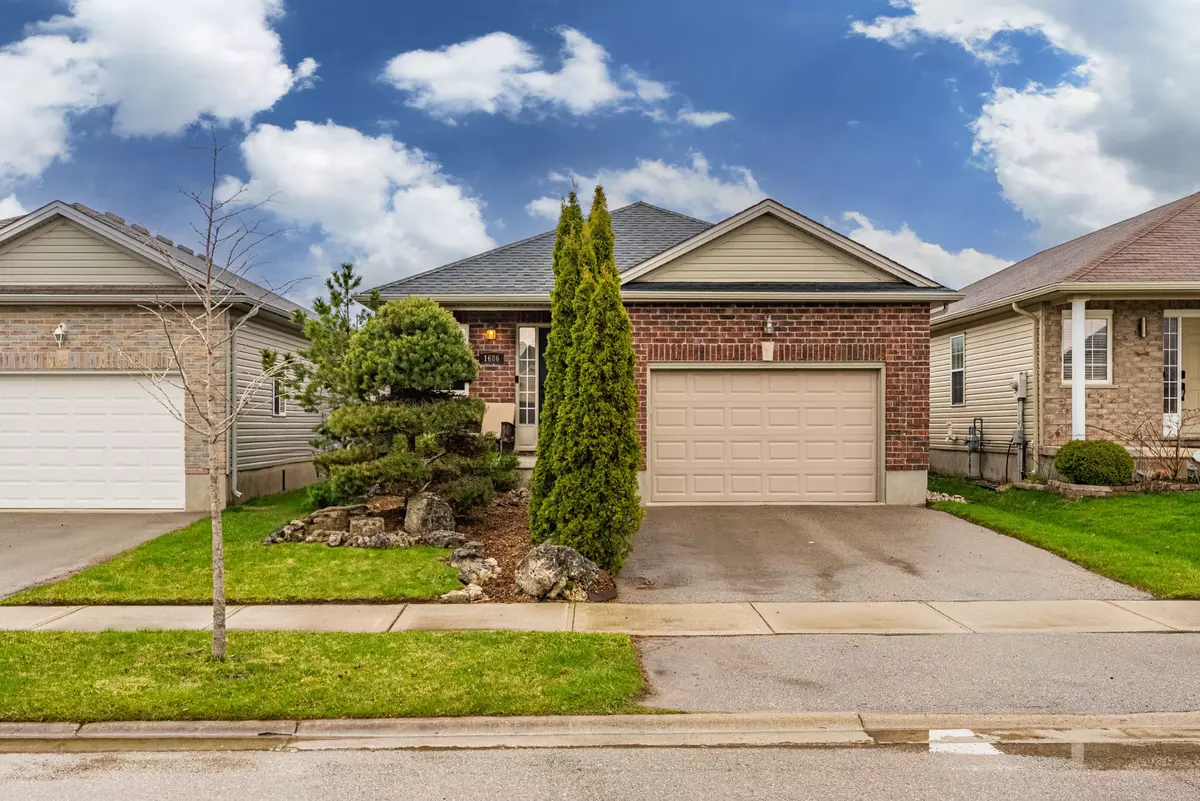 London, ON N6H 0C8,1686 Cherrywood TRL