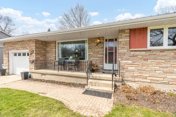 Lambton Shores, ON N0N 1J0,60 MAIN ST N