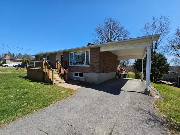 Kingston, ON K0H 1M0,2502 Leeman RD