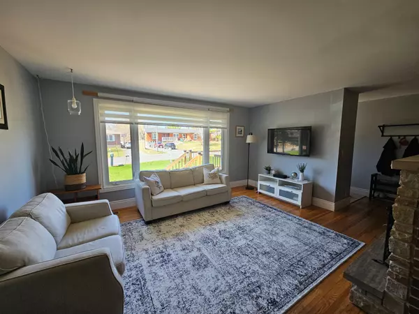 Kingston, ON K0H 1M0,2502 Leeman RD