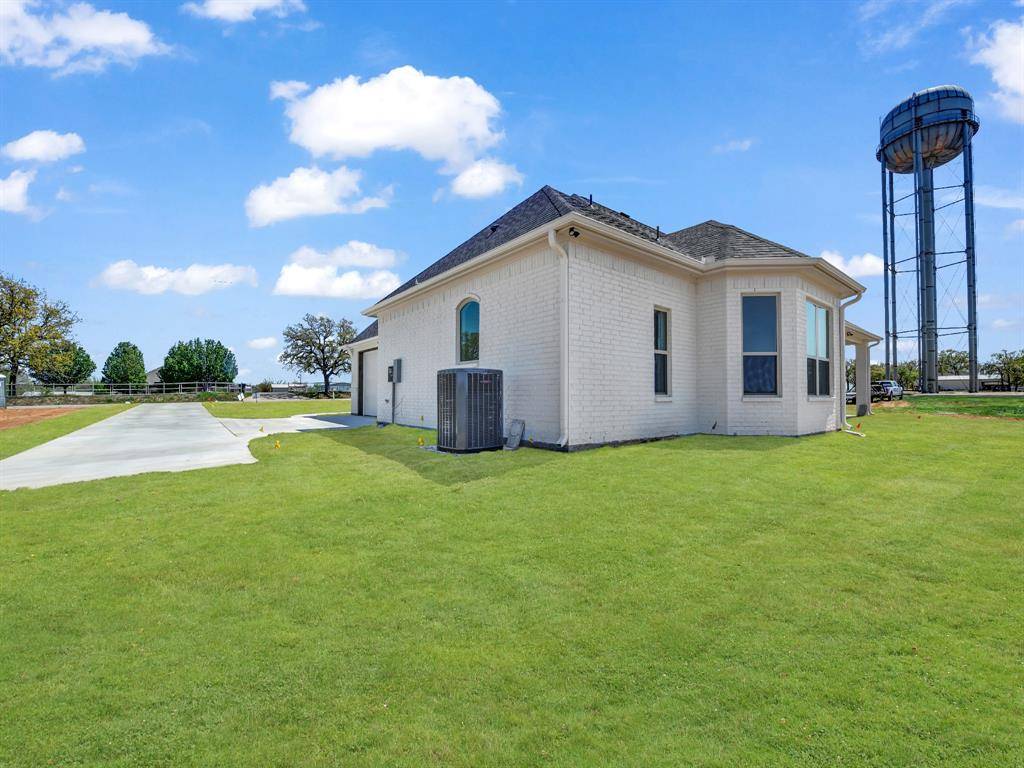 Springtown, TX 76082,1600 Thomas Road