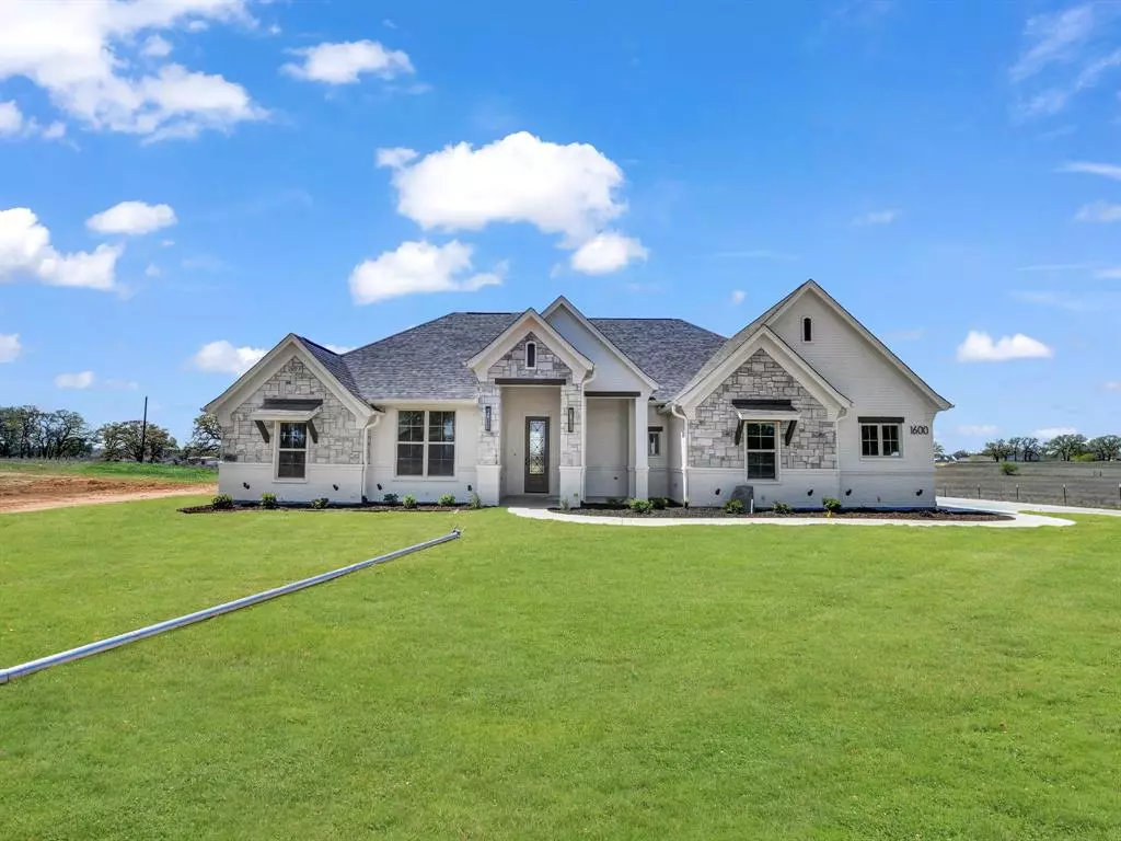 Springtown, TX 76082,1600 Thomas Road