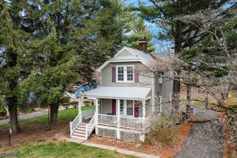 Totowa Boro, NJ 07512,699 Riverview Dr