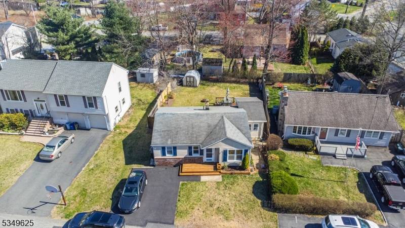 Jefferson Twp., NJ 07849,10 Cypress Rd