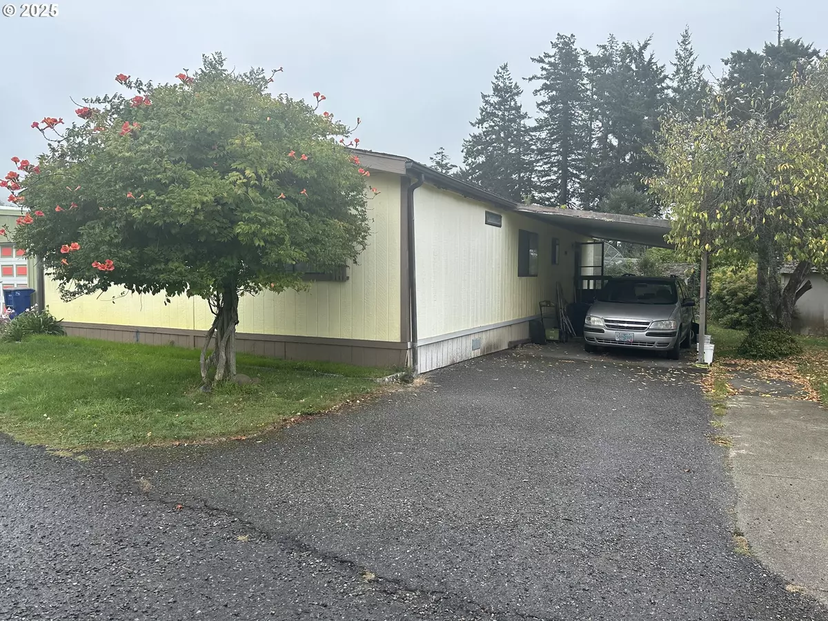 Brookings, OR 97415,16131 W HOFFELDT LN #Sp 15