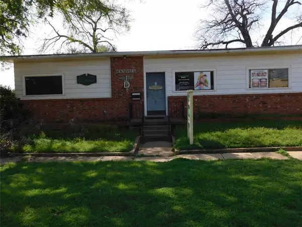 Breckenridge, TX 76424,111 S Miller Street