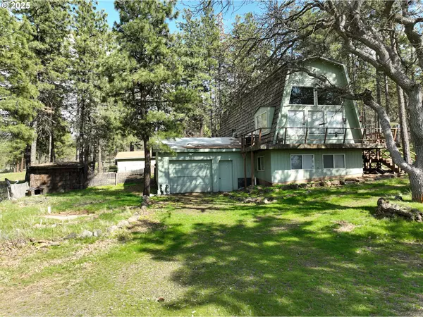 87 ADAMS LOOP RD, Goldendale, WA 98620